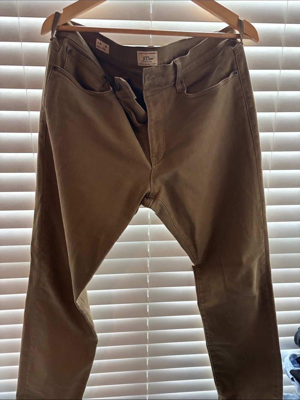 J. Crew Men’s 770 5 pocket in Olive brown